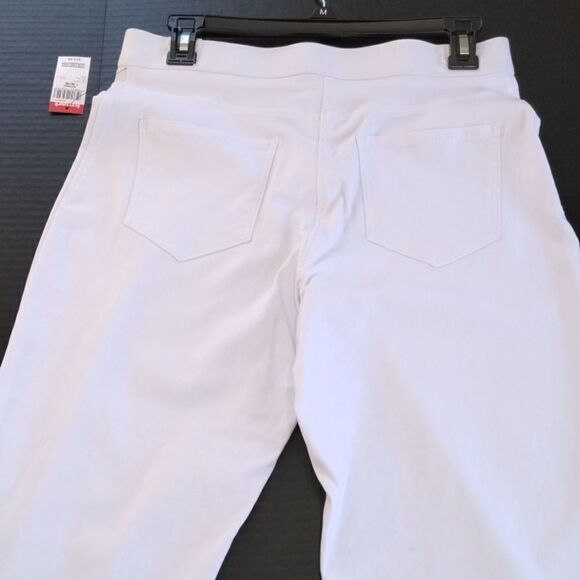 White Dress Capri Pants - Picture 3 of 8